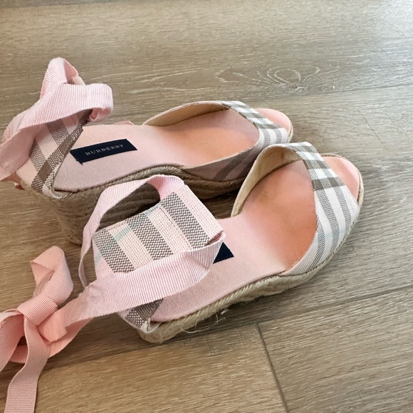 Burberry Espadrilles platform wedges size 8.5W. Pink with plaid, lightly worn. - Picture 6 of 9